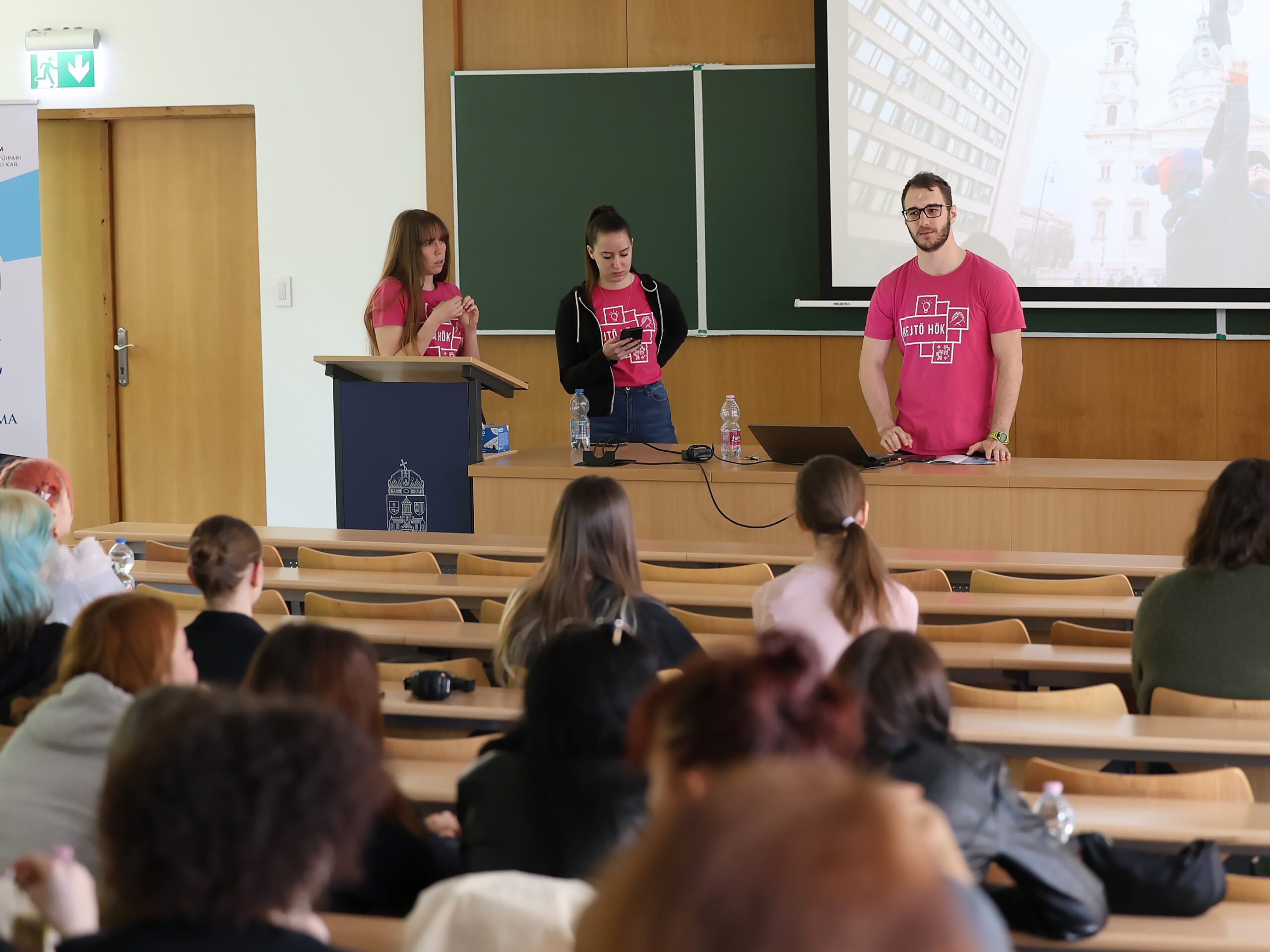 Népszerű volt a Lányok Napja a Rejtő Karon!