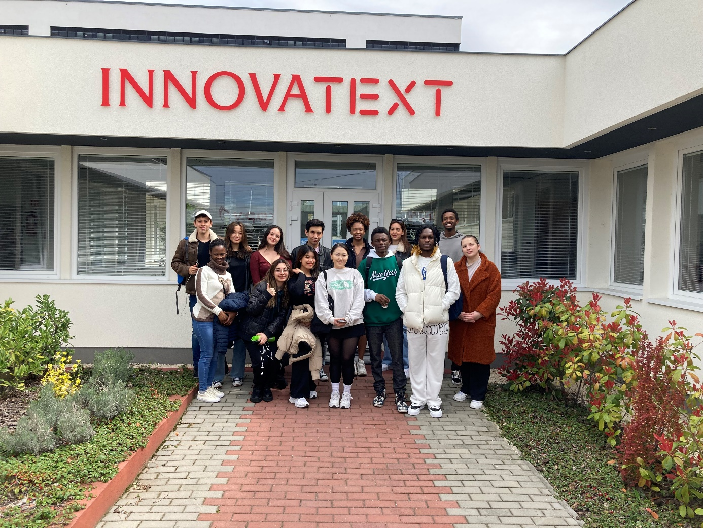 Stipendium-os hallgatók látogatása az INNOVATEXT Zrt.-nél