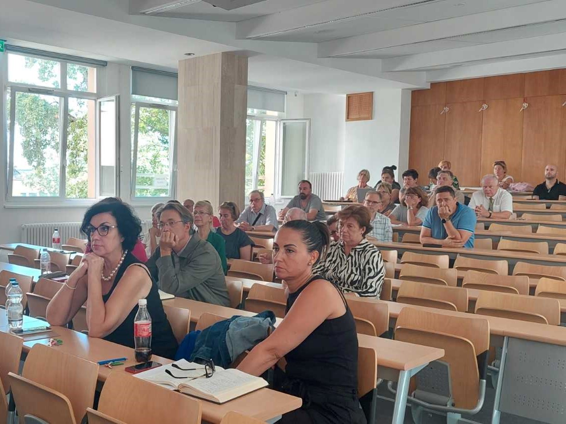 Tanévindító összdolgozói értekezlet az Óbudai Egyetem Rejtő Sándor Könnyűipari és Környezetmérnöki Karán