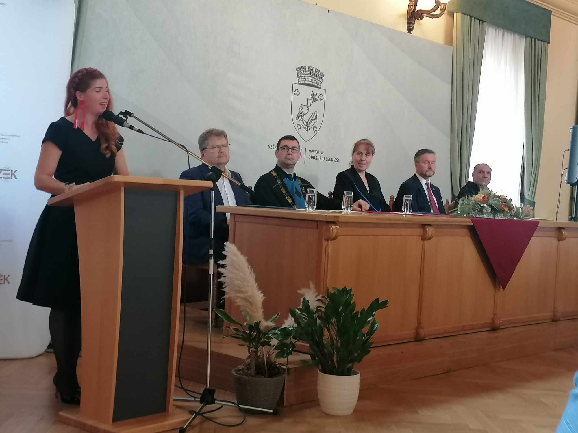 Ünnepélyes tanévnyitó Székelyudvarhelyen, az Óbudai Egyetem új, határon túli könnyűipari mérnökhallgatóit köszöntötték