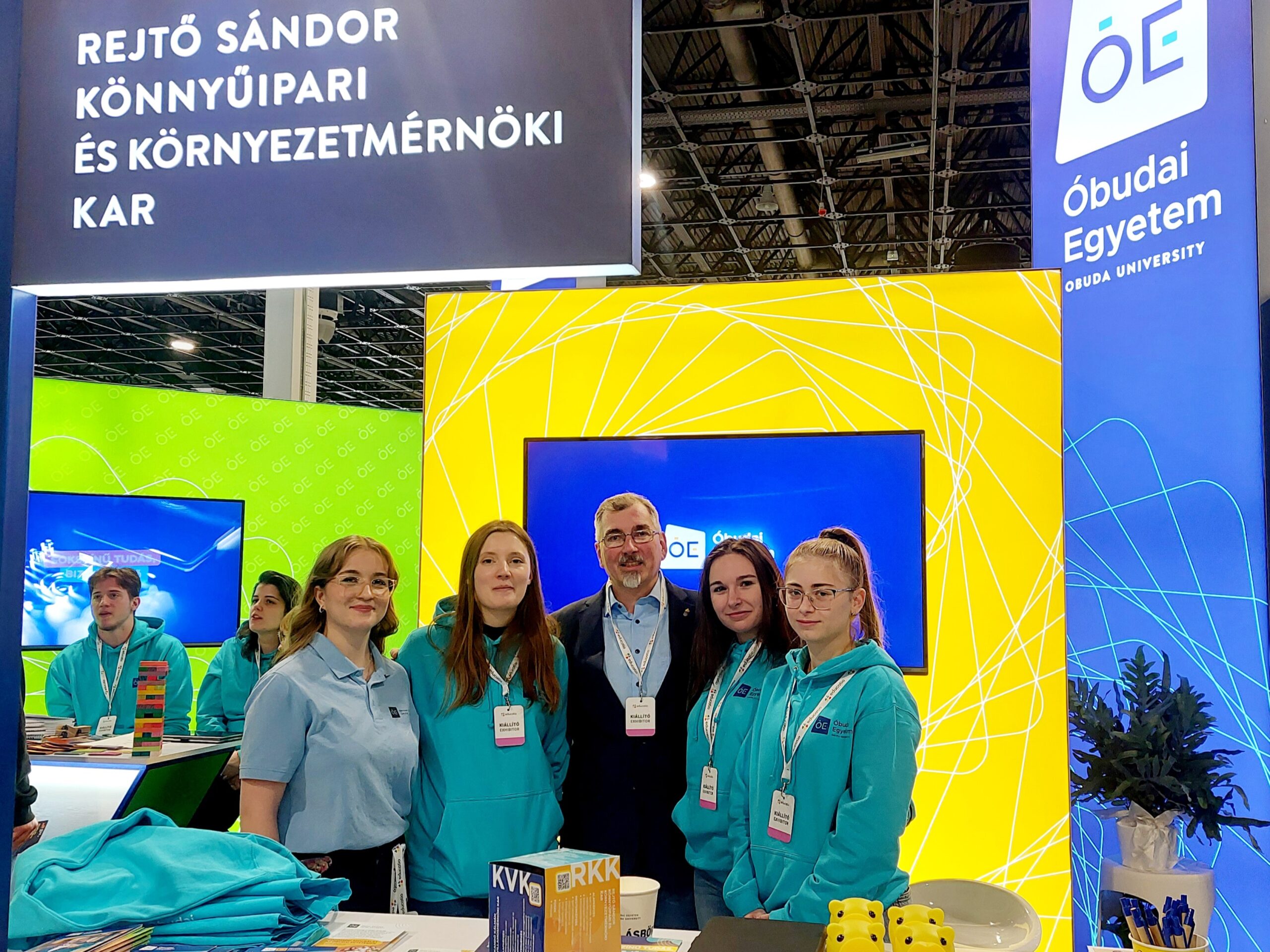 Nagy érdeklődés kísérte a Rejtő Kar bemutatkozását az Educatio Kiállításon